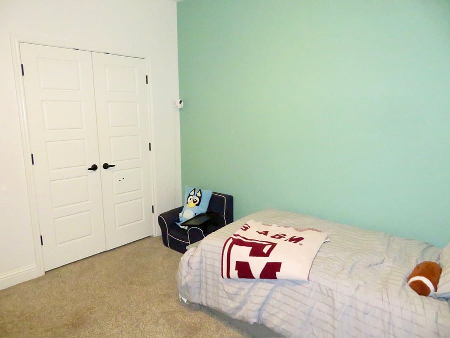 Bed will be upgraded to Queen when house is available