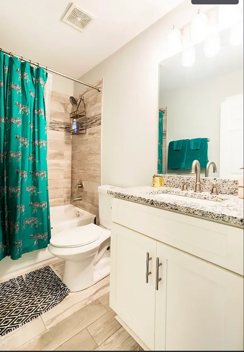 upstairs hallway bathroom