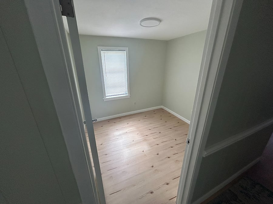 Twin Bedroom