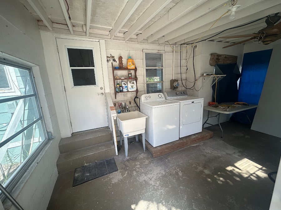 Laundry Room off the kitchen