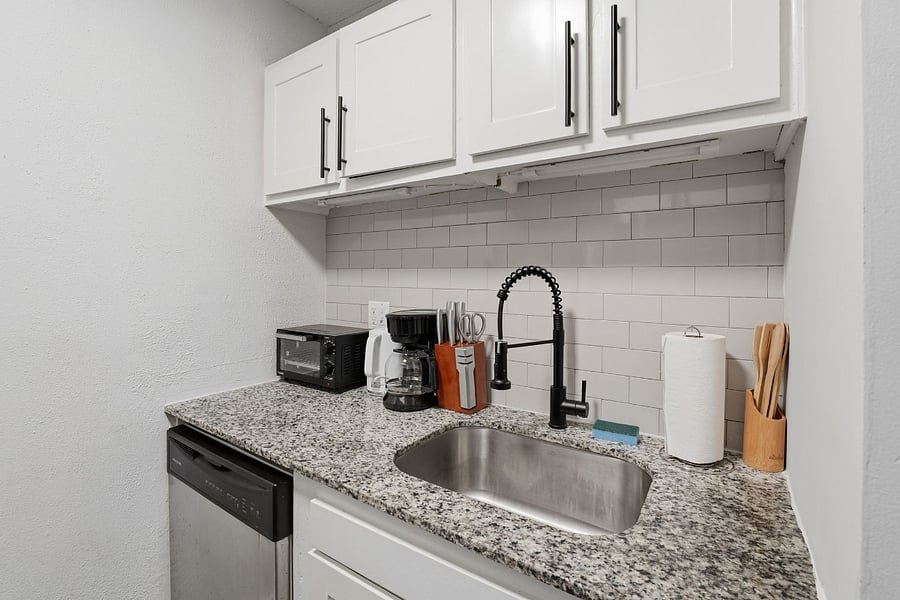 Furnished Finder property 1000089_1 photo 7