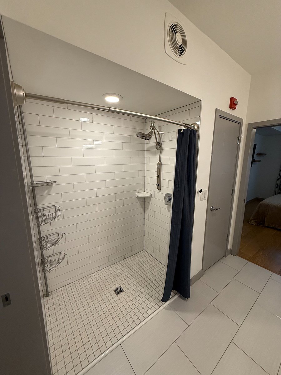 Furnished Finder property 1000093_1 photo 11