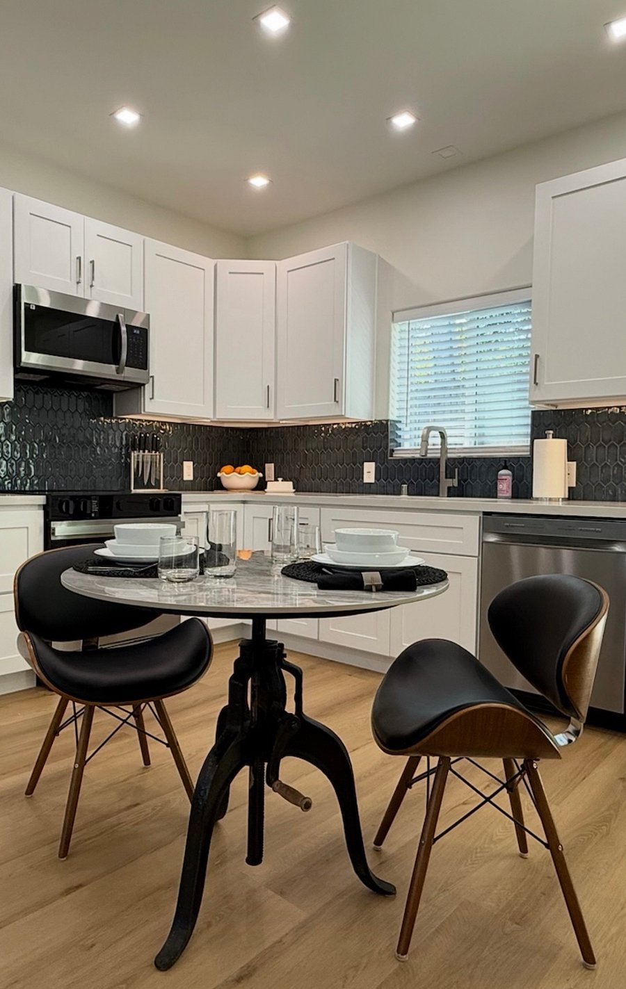 Furnished Finder property 1000166_1 photo 8