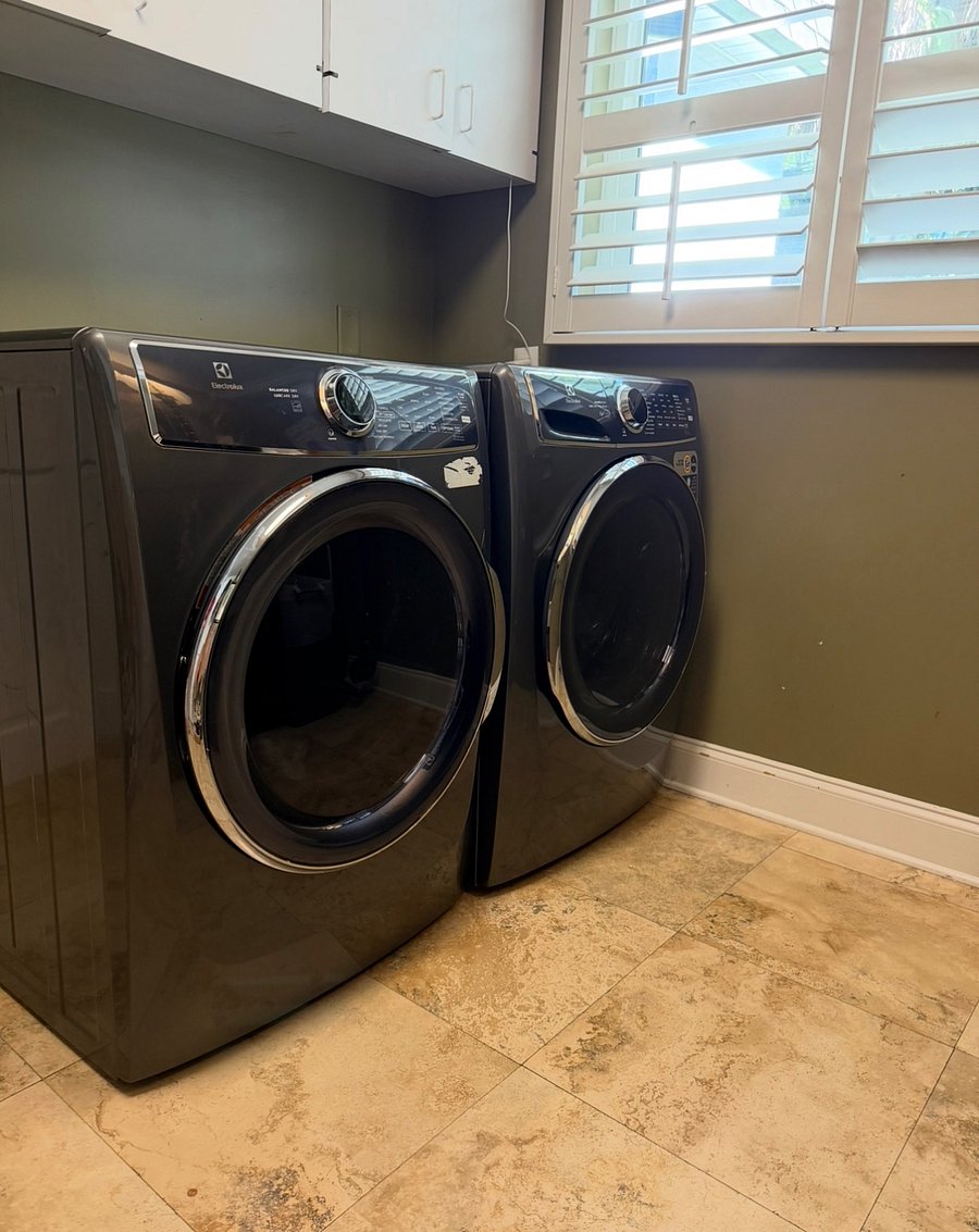 Furnished Finder property 1000168_1 photo 12