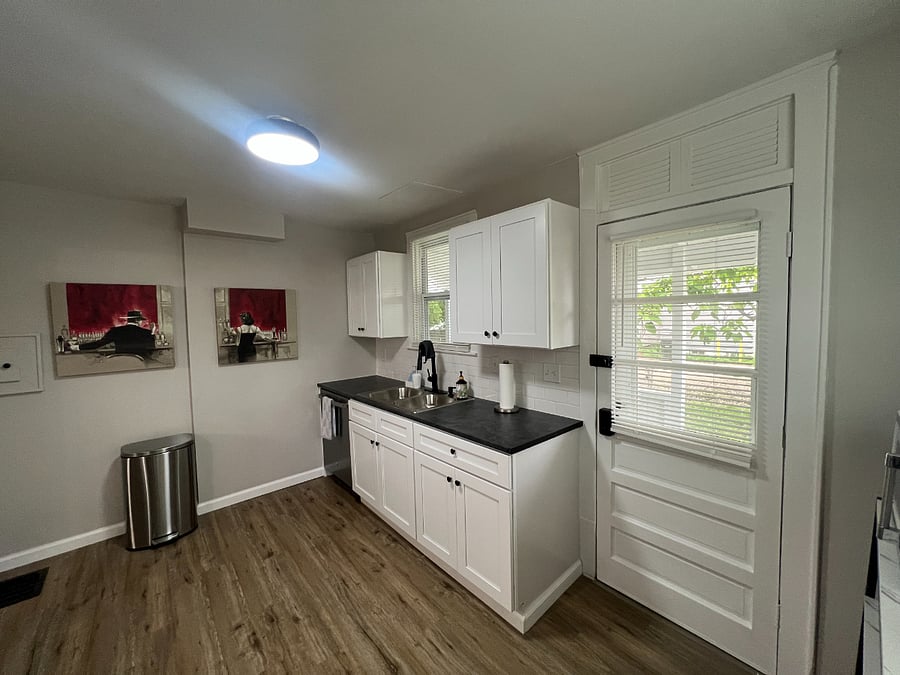 Furnished Finder property 1000189_1 photo 11
