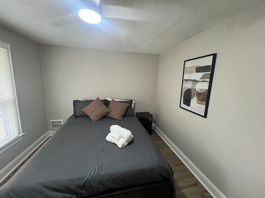 Furnished Finder property 1000189_1 photo 9