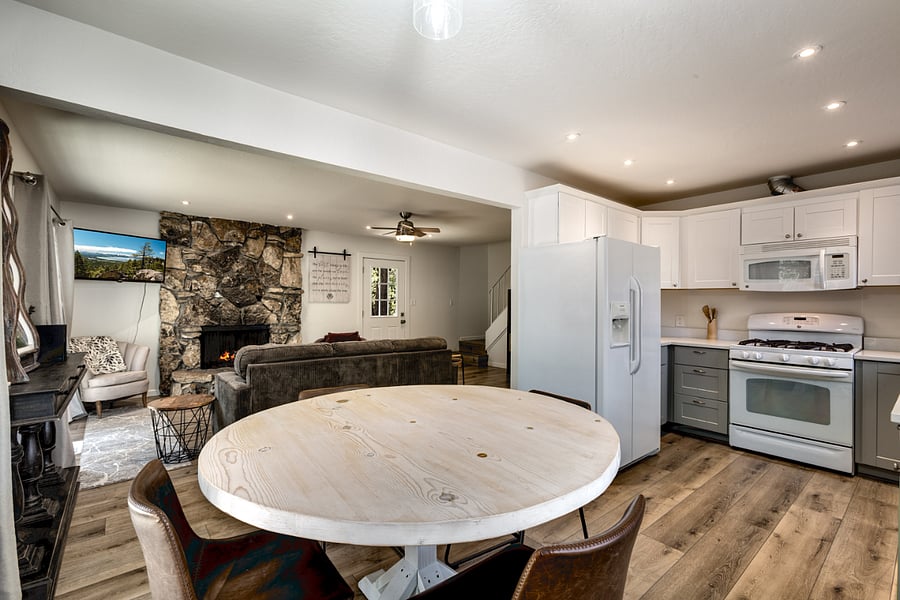 Furnished Finder property 1000198_1 photo 15