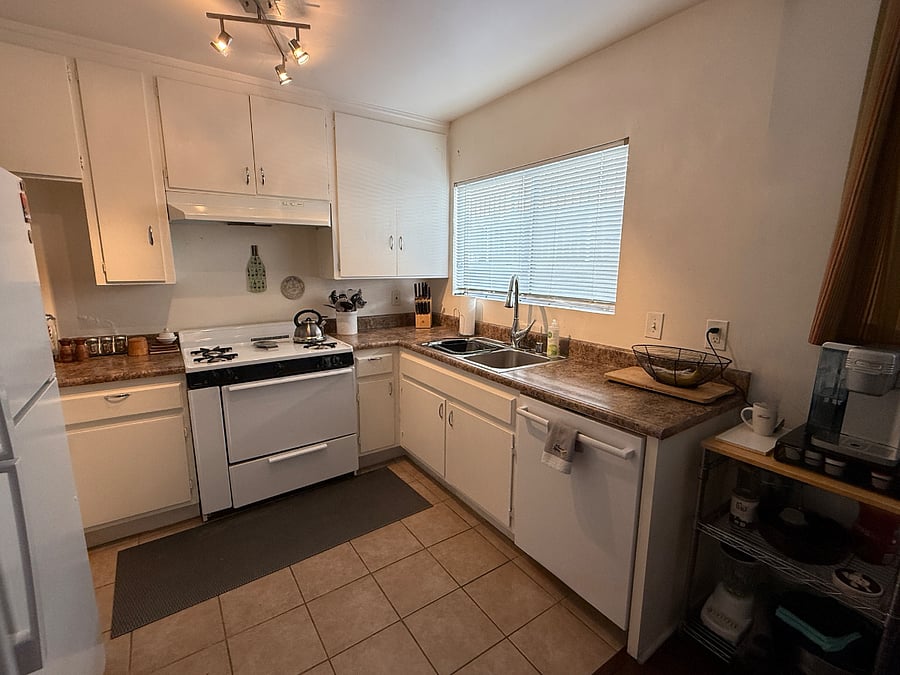 Furnished Finder property 1000210_1 photo 17
