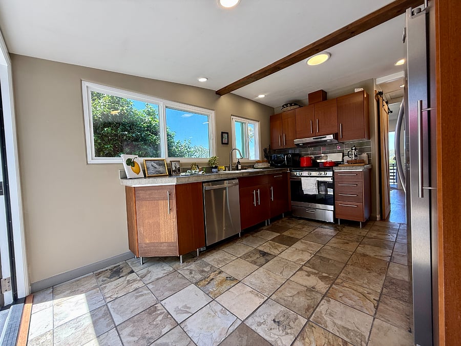 Furnished Finder property 1000214_1 photo 3
