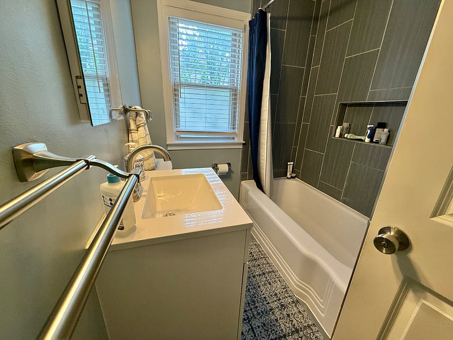 Furnished Finder property 1000216_1 photo 5