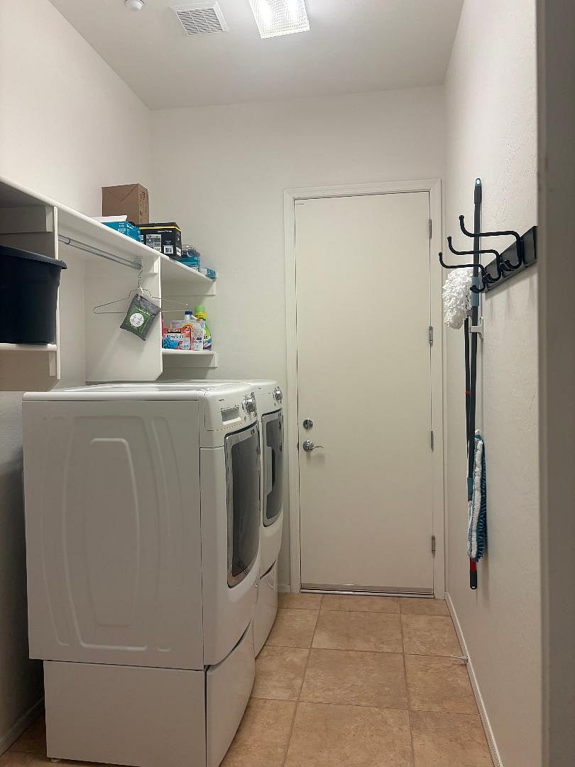 Furnished Finder property 1000242_1 photo 12