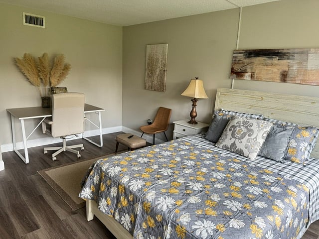 Furnished Finder property 1000254_1 photo 15