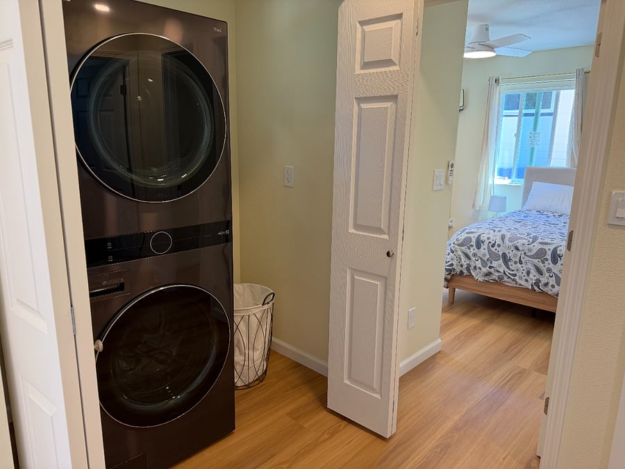 Furnished Finder property 1000270_1 photo 12