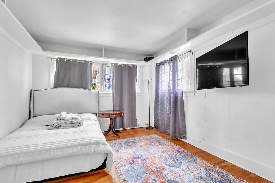 Furnished Finder property 1000293_1 photo 25