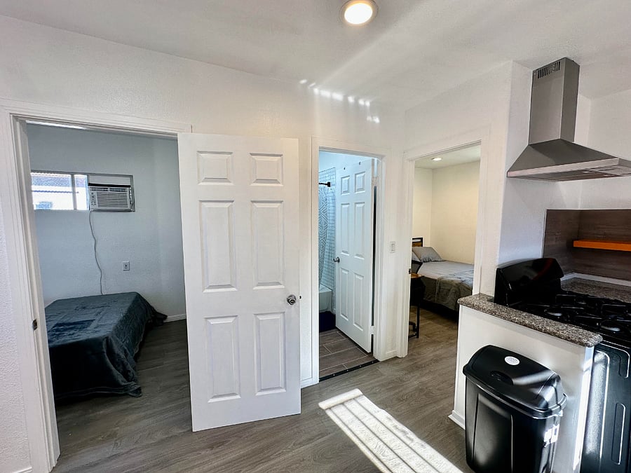 Furnished Finder property 1000316_1 photo 10
