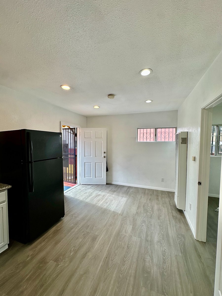 Furnished Finder property 1000316_1 photo 18