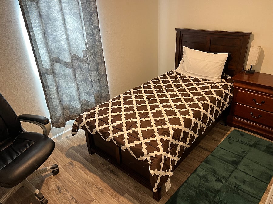 Furnished Finder property 1000320_1 photo 9