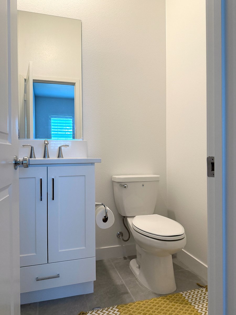 Bonus Room's Half Bathroom
