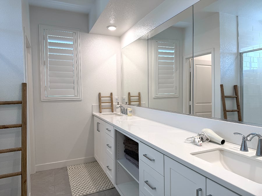 Primary Bedroom's Full Bath
