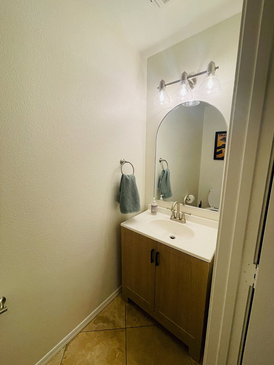 Furnished Finder property 1000342_1 photo 9