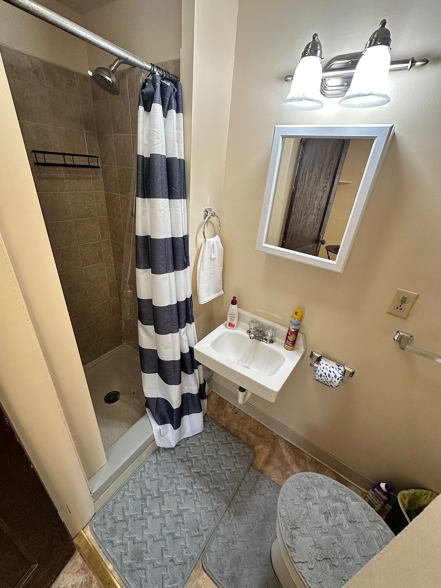 Furnished Finder property 1000343_1 photo 9