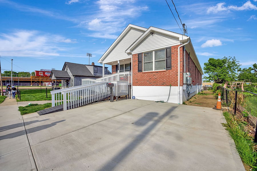 Furnished Finder property 1000356_1 photo 10