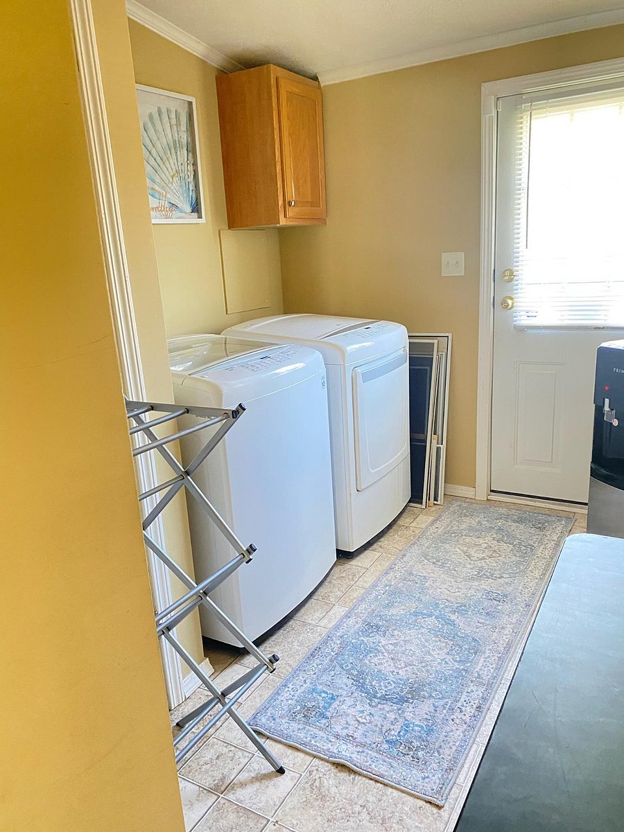 Furnished Finder property 1000370_1 photo 22
