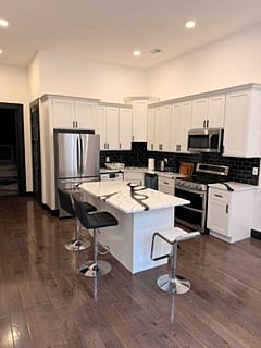 Furnished Finder property 1000387_2 photo 4