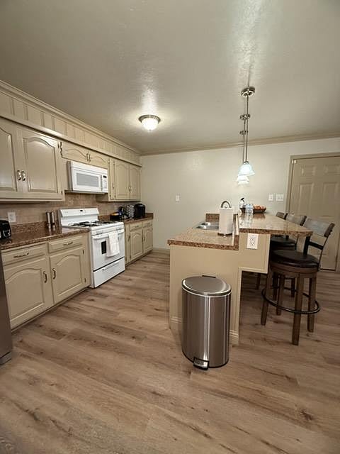 Furnished Finder property 1000396_1 photo 7