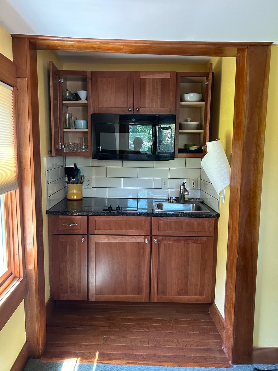 Furnished Finder property 1000413_1 photo 3