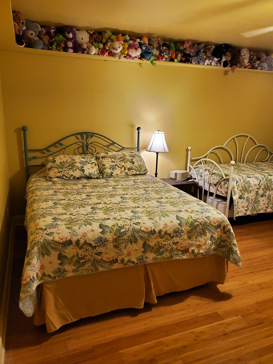 Room 2 upstairs 