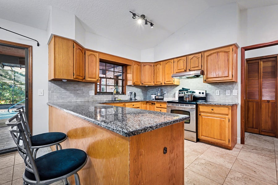 Furnished Finder property 1000430_1 photo 3
