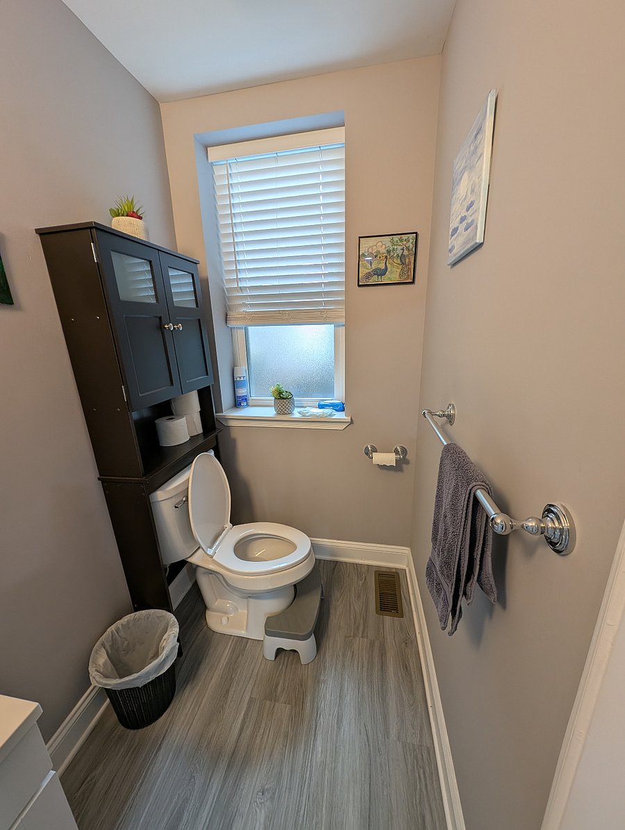 Powder room