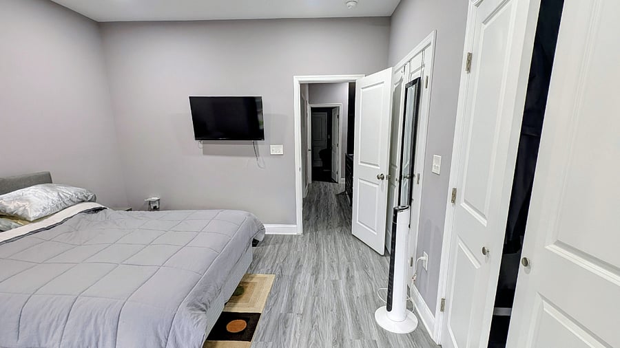 1st Bedroom facing east