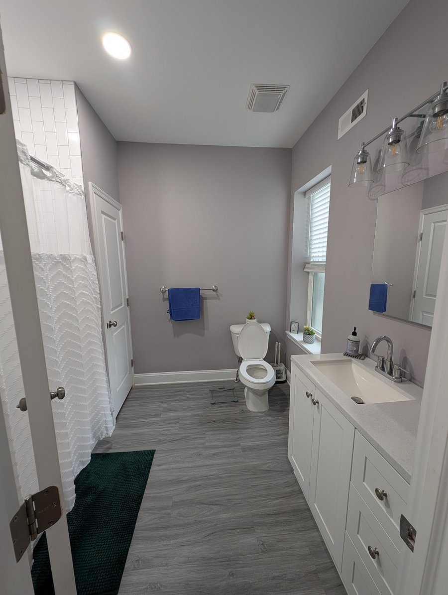 Bathroom for 1st BR