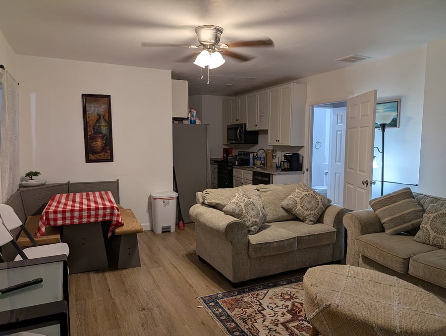 Furnished Finder property 1000445_1 photo 13
