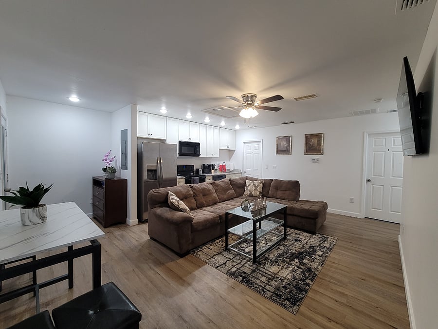 Furnished Finder property 1000445_1 photo 28