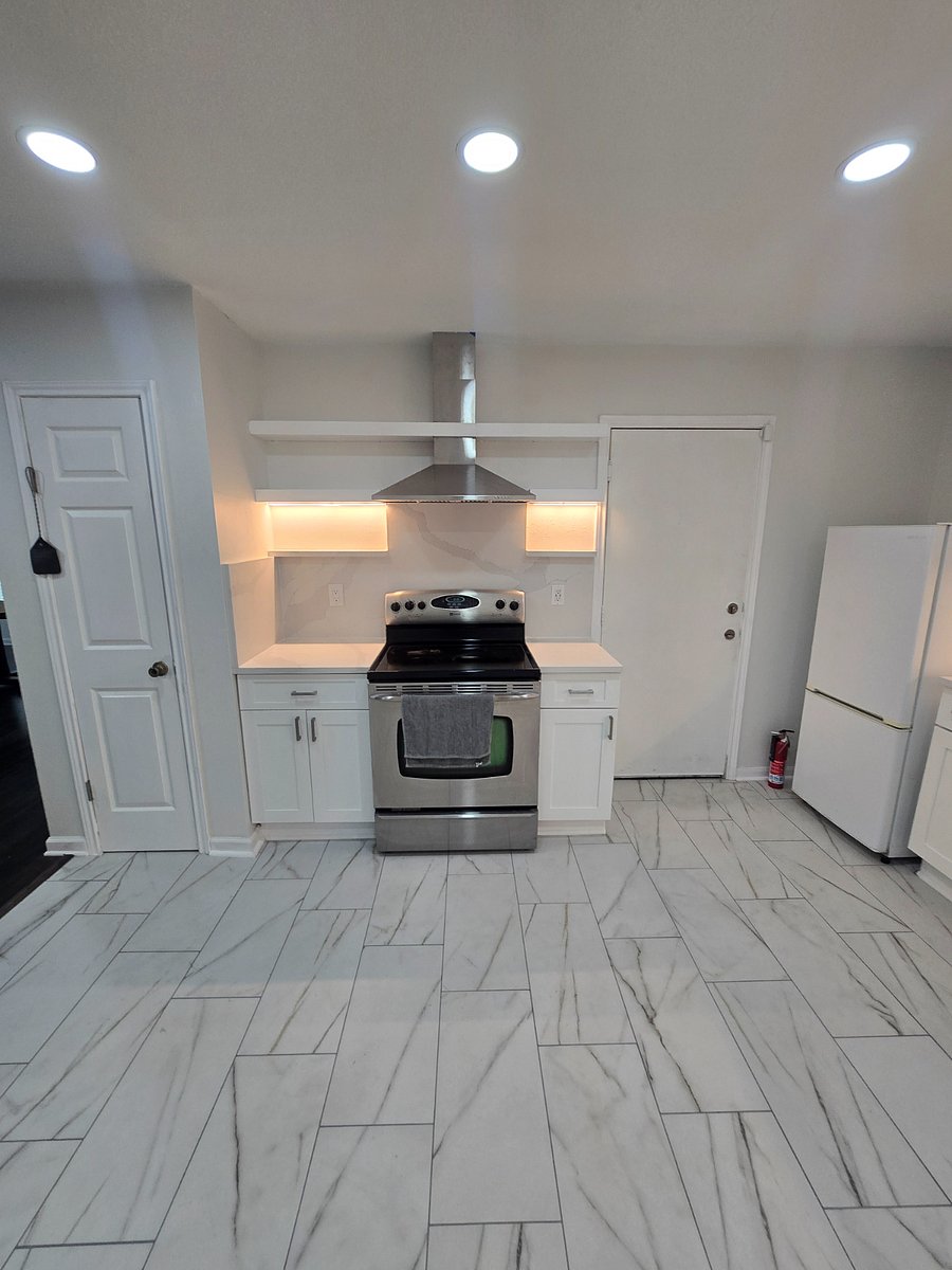 Furnished Finder property 1000457_1 photo 9