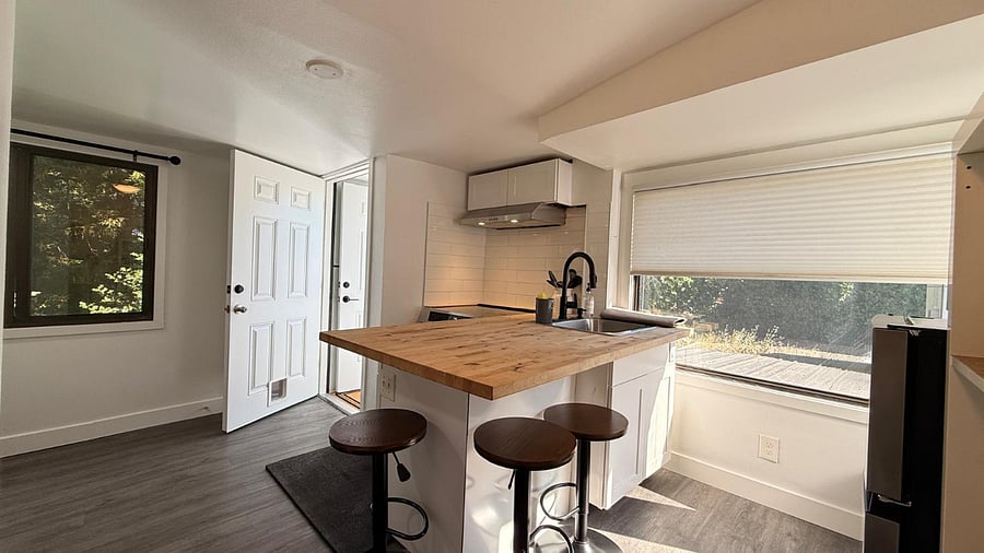 Furnished Finder property 1000465_3 photo 13