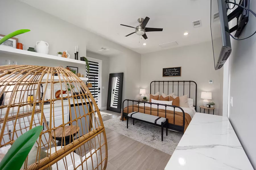 Furnished Finder property 1000473_1 photo 8