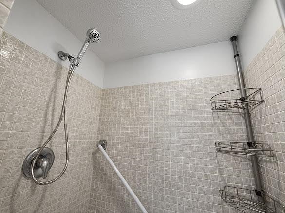 Furnished Finder property 1000478_1 photo 19