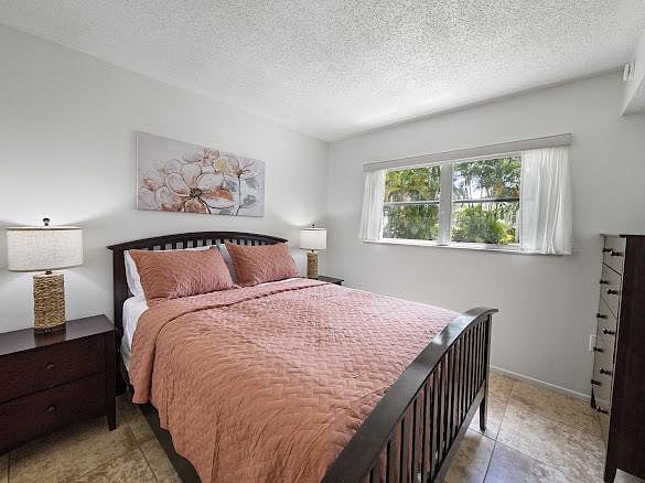 Furnished Finder property 1000478_1 photo 17