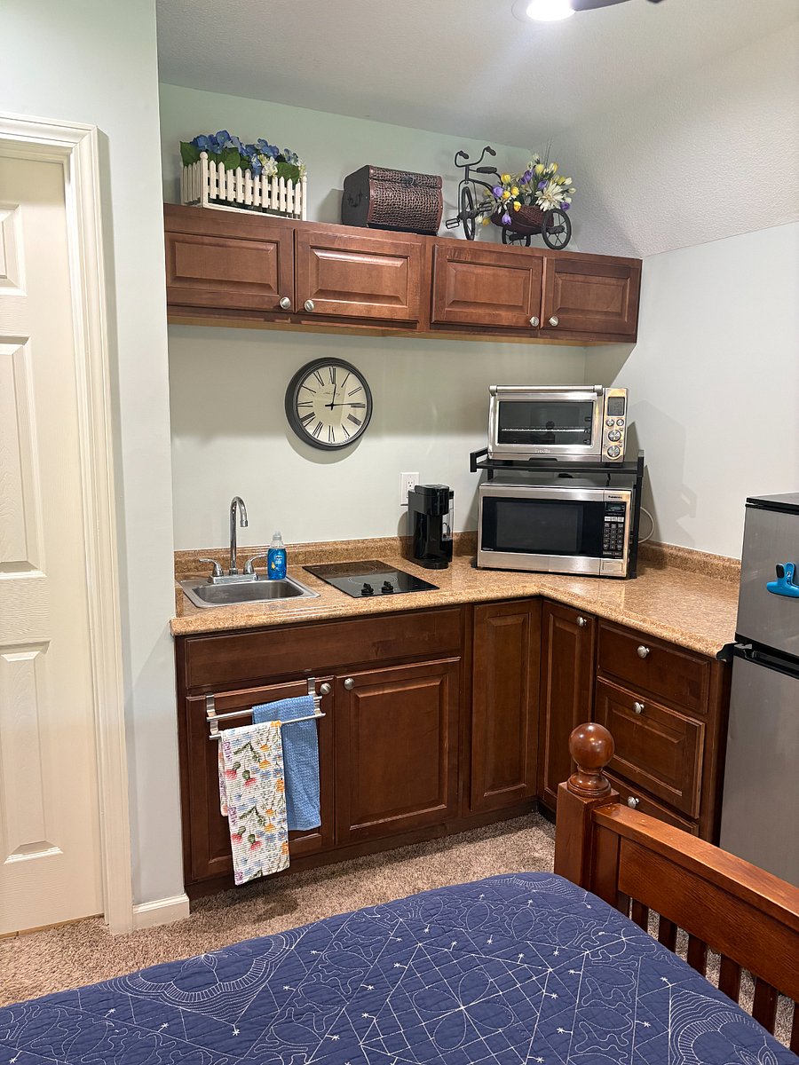 Kitchenette