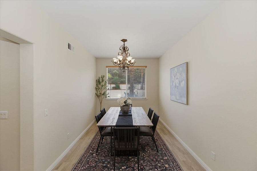 Furnished Finder property 1000484_1 photo 8