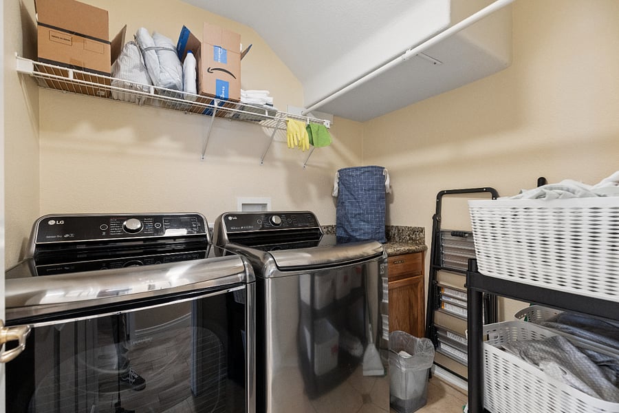 Furnished Finder property 1000484_1 photo 26