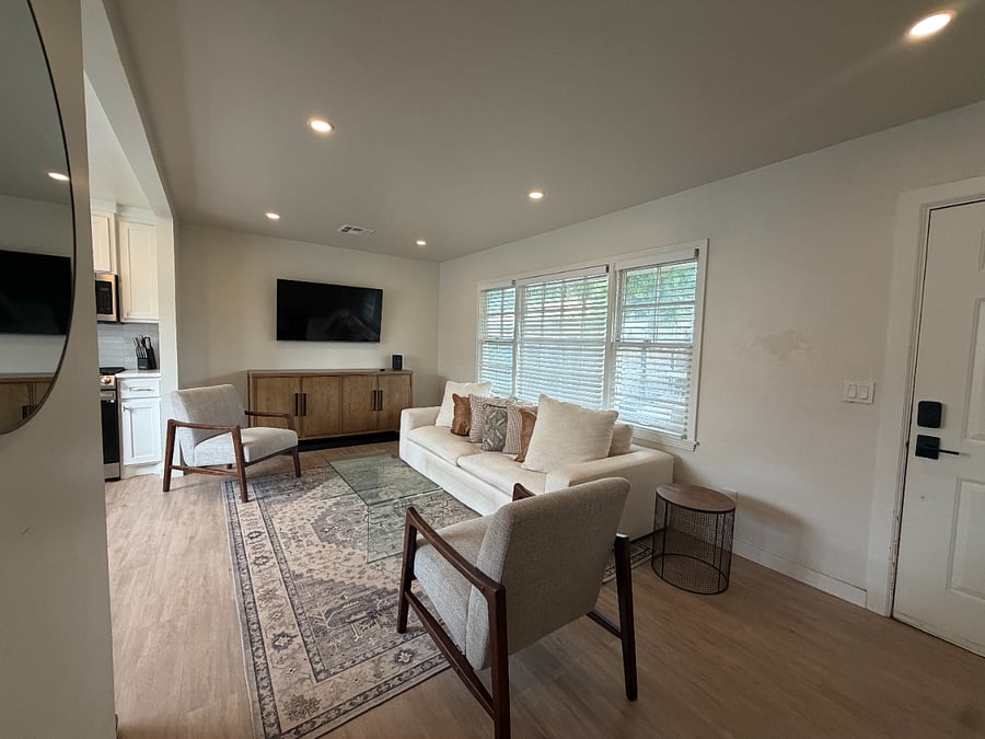 Furnished Finder property 1000489_1 photo 8