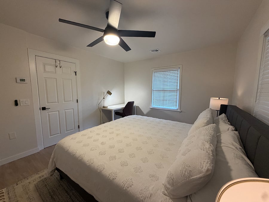 Furnished Finder property 1000489_1 photo 24