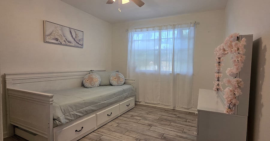 Furnished Finder property 1000498_1 photo 25
