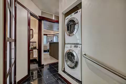 Furnished Finder property 1000500_1 photo 16