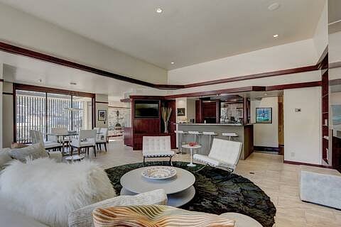 Furnished Finder property 1000500_1 photo 22